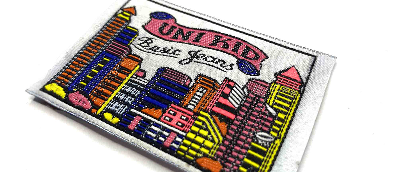 Colourful hang tag sample — UNI KID Basic Jeans